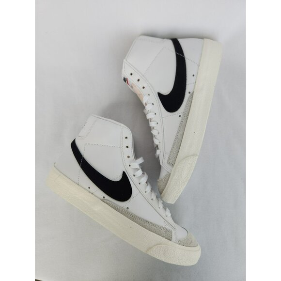 * 8.5 MEN'S NIKE BLAZER MID 77 VINTAGE WHITE BLACK BQ6806-100 SNEAKERS - Picture 1 of 7
